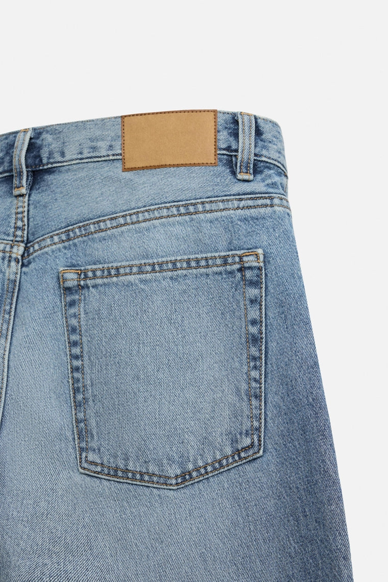 ZARA STRAIGHT FIT JEANS